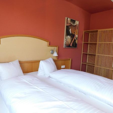 Pension Rohrer Am Murradweg - Ehrenhausen An Der Weinstrasse Bagian luar foto