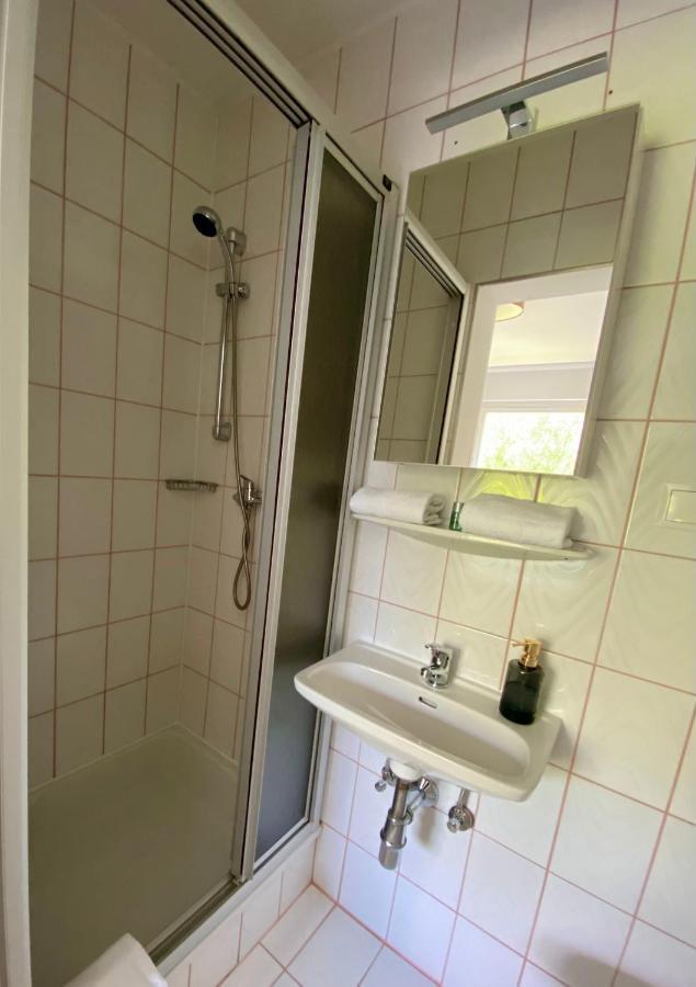 Pension Rohrer Am Murradweg - Ehrenhausen An Der Weinstrasse Bagian luar foto